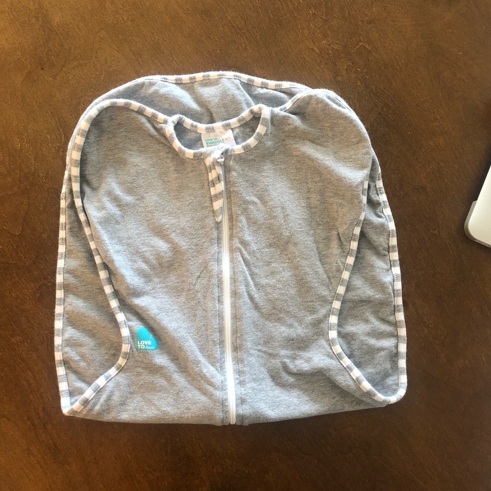 Medium Love To Dream Swaddle Up
